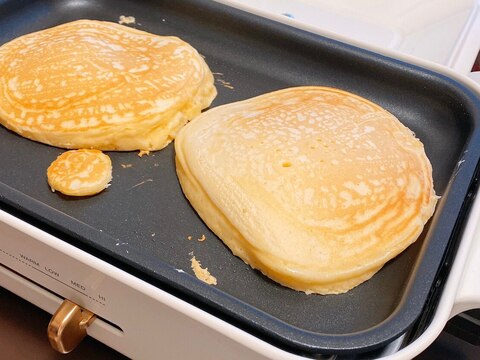 ホットプレートでどでかホットケーキ レシピ 作り方 By ろーるけーき 楽天レシピ ホットプレートでどでかホットケーキ レシピ 作り方 By ろーるけーき 楽天レシピ